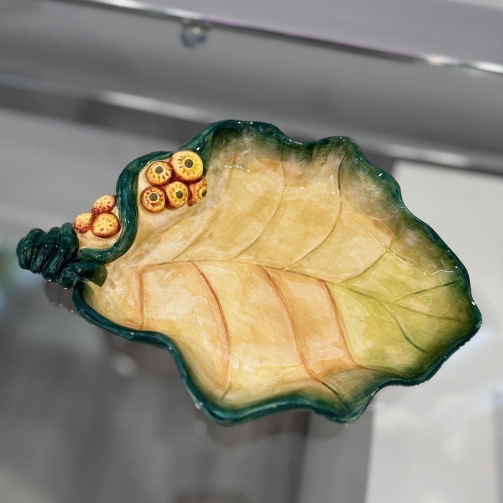 Foreside Glass Leaf Appetizer Dish